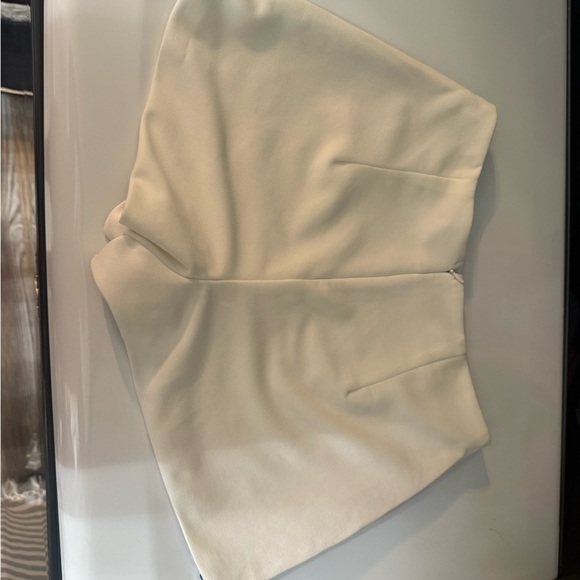 Lulu's 2 piece set🌸 - Picture 4 of 8